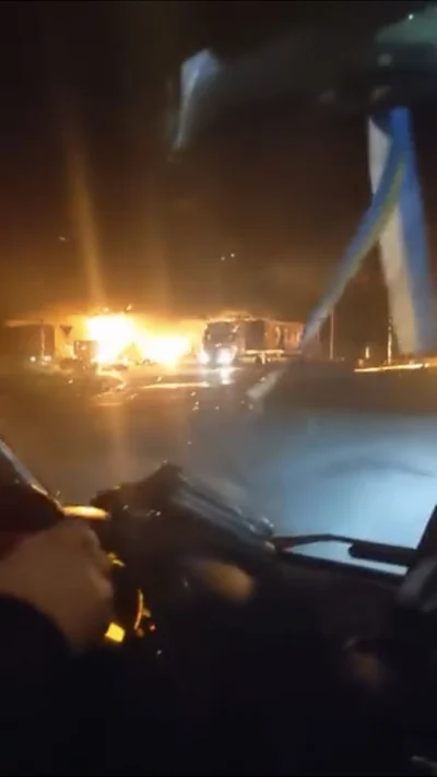 wladdan - Dnipro… atak drona kamikadze na stację benzynową. 2 osoby nie żyją.

http...