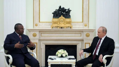 speed_i - Władimir Putin przyjął dziś prezydenta Gwinea Bissau. Zaskoczeniem było to,...