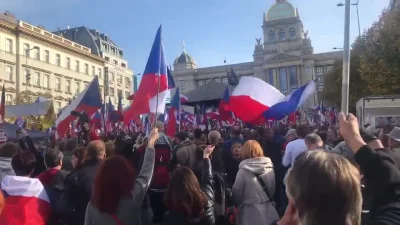 waro - Dzisiejszy protest w Czechach przeciwko sankcjom nałożonym na Rosję. Zorganizo...