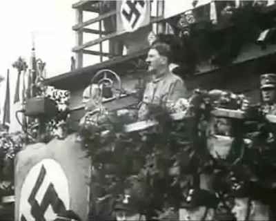 juin - O weszło po kilku przerobkach- Adolf Hitler na wiecu w Waldenburg Hitler: