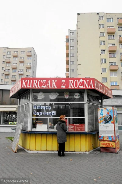 MateMizu - O takie budy, tylko wyglądające gorzej xD. Mały lufcik, plexi albo nawet s...