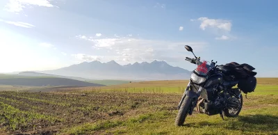 yozue - Zdjęcie z motowycieczki w Tarty. Tatry od tyłu, ze strony Słowacji. 
#motocy...