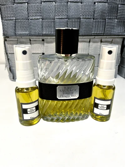 boob2bratboob - Dior Eau Sauvage Parfum.
Na sprzedaż:
2x20ml 3,20/ml 2x64zł/20ml + ...