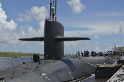 mexxl - #wojna #rosja #ukraina 

Amerykański atomowy okręt podwodny USS Rhode Island ...