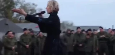 Kodzirasek - Impreza w rosyjskiej armii.Piosenka słynnego sowieckiego zespołu „Kino” ...