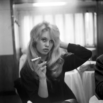 SoaoheviVenusss - Brigitte Bardot, 1958

#brigittebardot #ladnapani #fotohistoria