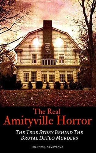 erebeuzet - @markopolon Kadr z filmu "Szczęki", wskazany dom z horroru "Amityville"