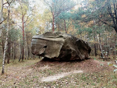 Alter_Konto - @Atreyu: ten się nie chybocze ale też kawał kamienia z niego jest - olb...