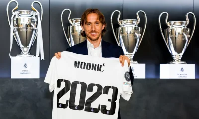 red7000 - Modrić ma 37 lat i wywołuje pressing w polu karnym rywala po 50-metrowym sp...