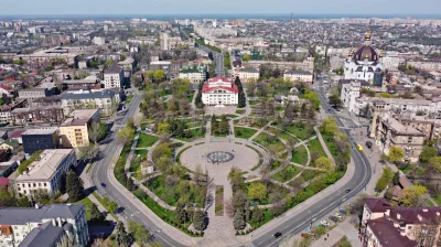 kinasato - @Kodzirasek: Mariupol, w którym od 30 lat nie remontowano dróg, circa rok ...