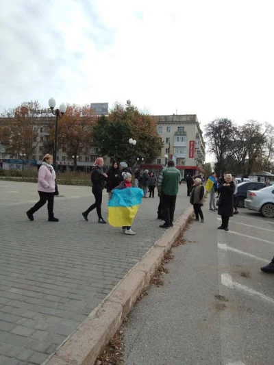 pulutlukas - @pulutlukas: fota z centrum miasta - nie ma tam jeszcze ukraińskich wojs...