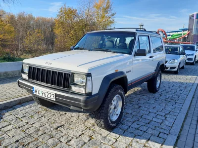 T.....o - Jak z fabryki #jeep z 2.5 VMotori.
Dlaczego taki ładny ? Zapewne dlatego ż...