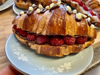 neales - @neales:Croissant Malina


Więcej zdjęć na insta https://www.instagram.co...