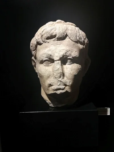 IMPERIUMROMANUM - Głowa Oktawiana Augusta znaleziona w Lizbonie

Marmurowa głowa pi...