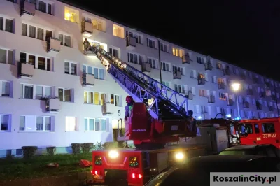 KoszalinCity - Pożar w Koszalinie i akcja ratownicza przy ulicy Gałczyńskiego (18.11....