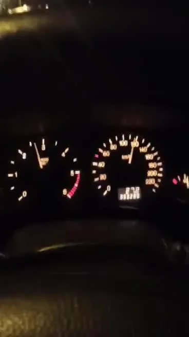 GeDox - > kaganiec pozwala tylko na 90km/h, jakby pozwalał na więcej to przy pierwsze...