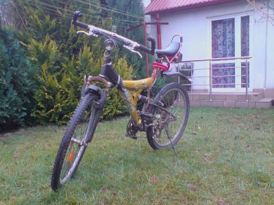DonRzoncy - Jupi, odnalazłem kilka zdjęć moich dawnych rowerów :D 

Pierwsza to Del...