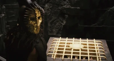 Elessar - Teledysk ma sporo nawiązań do różnych filmów. Od Batmana (scena Jokera jadą...