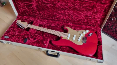 Orzeech - Część LXXVIII #orzechowegraty 

Fender Stratocaster Custom Shop Deluxe Li...