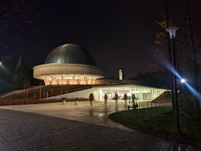 sylwke3100 - Planetarium Śląskie w Chorzowie.


#slask #chorzow #planetarium #parksla...