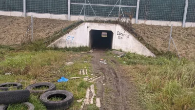 Centka - Fajny podziemny przejazd pod autostradą