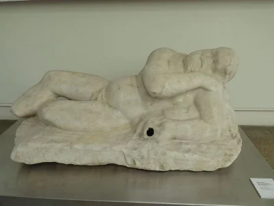IMPERIUMROMANUM - Statua Sylena

Rzymska marmurowa rzeźba ukazująca śpiącego Sylena...