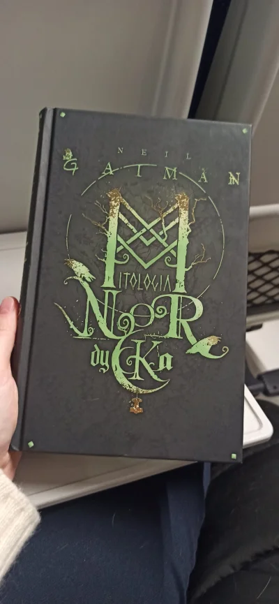 nicalibres - czytam tę książkę 2 raz i nie mogę się nadziwić, jaka ta mitologia nordy...