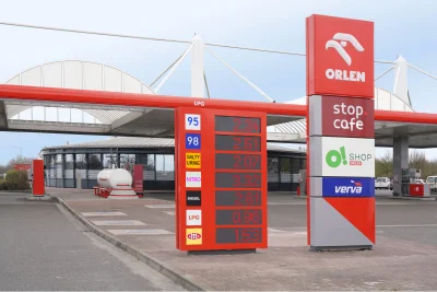 BombaskaTelewizjaBoza - Ceny paliw na stacji #Orlen w Bombasie, 2 grudnia 2022 dla je...