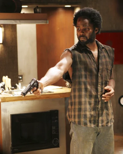mort555 - Kiedy Michael Dawson (Harold Perrineau Jr.), jedna z nielicznych czarnoskór...