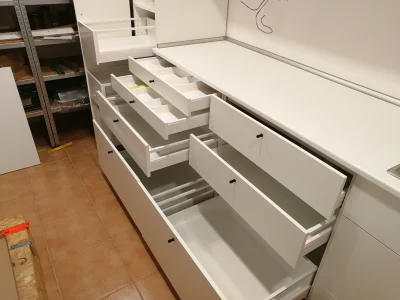hrumque - > Czy jesteście posiadaczami mebli kuchennych z Ikei? 
tak

 Interesuje m...
