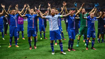 Kielek96 - Brakuje mi Islandii na tym mundialu (╯︵╰,)
#mecz #pilkanozna #mundial #is...