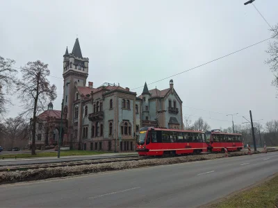 sylwke3100 - 1 maja, Sosnowiec.

Tramwaj linii nr 27 przejeżdża obok sosnowieckiego s...
