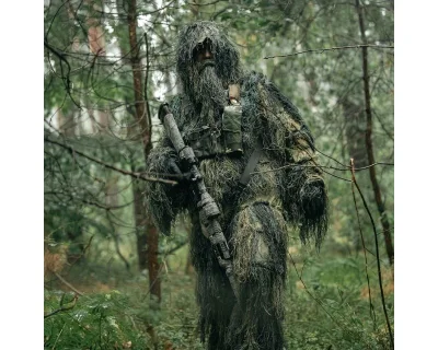 a.....o - To nie jest "przebranie za drzewo" tylko ghillie suit