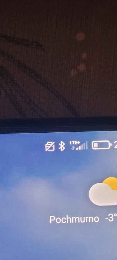 malinowydzem - Powie ktoś co to za ikonka obok bluetooth?
#xiaomi #miui #android