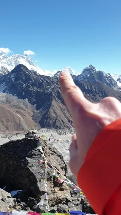 Rain_Dog - Nepal. Na filmie widok ze szczytu Gokyo Ri, ok 5350 m n.p.m., można stąd z...