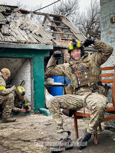 d.....o - Koleś bez nogi walczy w #ukraina w tym czasie tysiące wykopków, zdrowych, z...