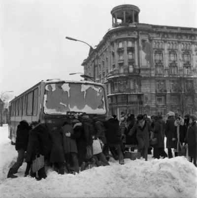 GwaltowneWypaczenieCzasoprzestrzeni - @Shaoo a co jeśli trzeba będzie przepchnąć tram...