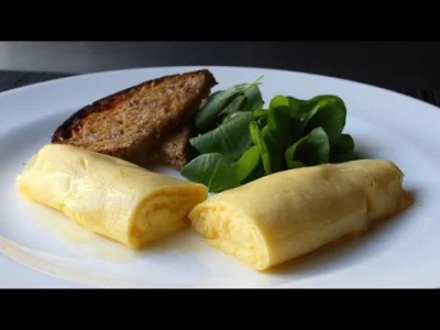 kwaz1 - @nielubienowego_odtwarzacza: @darino: omlet fancuski. Dodam od siebie, że klu...