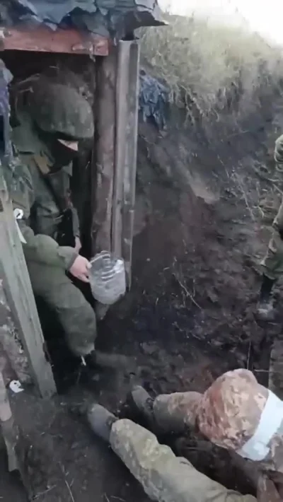 Gwendeith - Rosyjscy żołnierze pojmali ukraińskich, a ci mieli niezłą bombę ( ͡° ͜ʖ ͡...