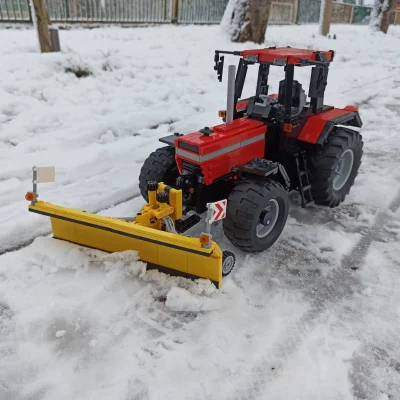 Mlonger - Zima zaskoczyła traktorzystów?

Zrobiłem lemiesz do śniegu. 

Mały model z ...