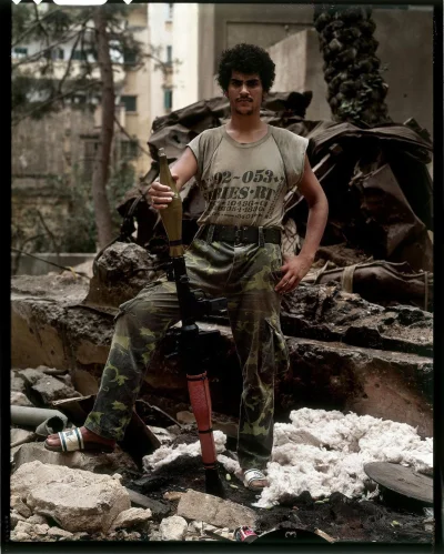 wfyokyga - Bojownik z RPG-7, Bejrut 1985. Nawet nie próbuje zgadywać, jaka bojówka cz...