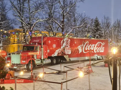 holan - A wczoraj w Porvoo widziałem taka fajna ciężarówkę. :)