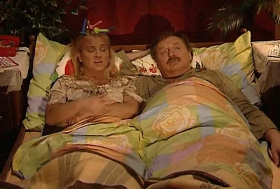 robertx - - Robert śpisz?
- Śpię bo co?
- Podałbyś Kamilkowi swój nr konta


#me...