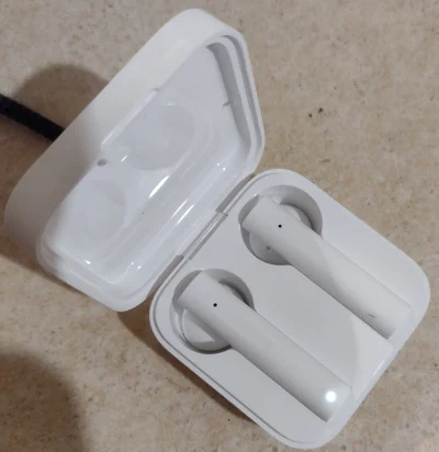 DerMirker - Podobno te słuchawki bluetooth Xiaomi często się psują, telefon ich nie m...