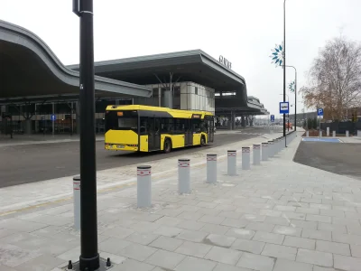 d.....a - @mrsopelek: Ależ to ładnie wygląda. Widzę dużo przegubowych autobusów.
Jak...