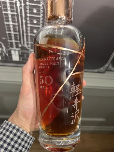 MRLongrow - Karuizawa 50yo. Czemu nie :)
#whisky #pijzwykopem