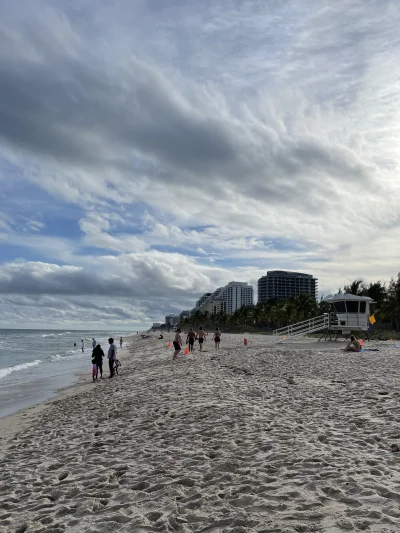 koba01 - Dziś mirkuje z Florydy, w oddali widać Miami.

#kobawusa #podroze #podrozujz...