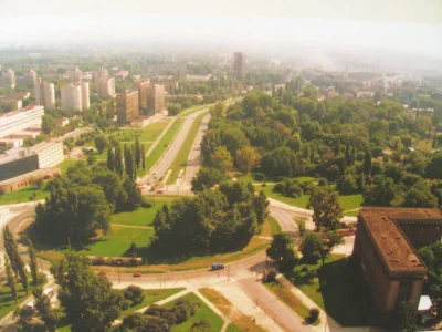 JanParowka - Rondo Mogilskie, lata 90 - Kraków (widok z tzw. Szkieletora)

#ciekawo...