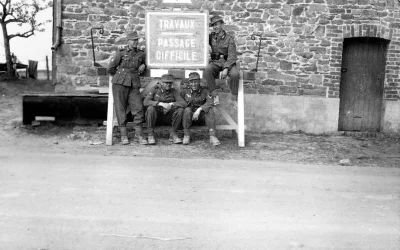 wfyokyga - Gebirgsjäger siedzą se i stoją w Belgii, 1940.
#nocnewojny