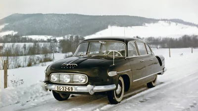 SonyKrokiet - 3. Tatra 603

Skoro pojawiła się zachodnia, amerykańska limuzyna, to ...
